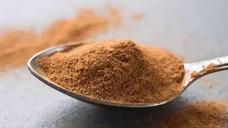 Ayvanın üstüne kahve dökülürse ne olur Limon yerine kullanınca...