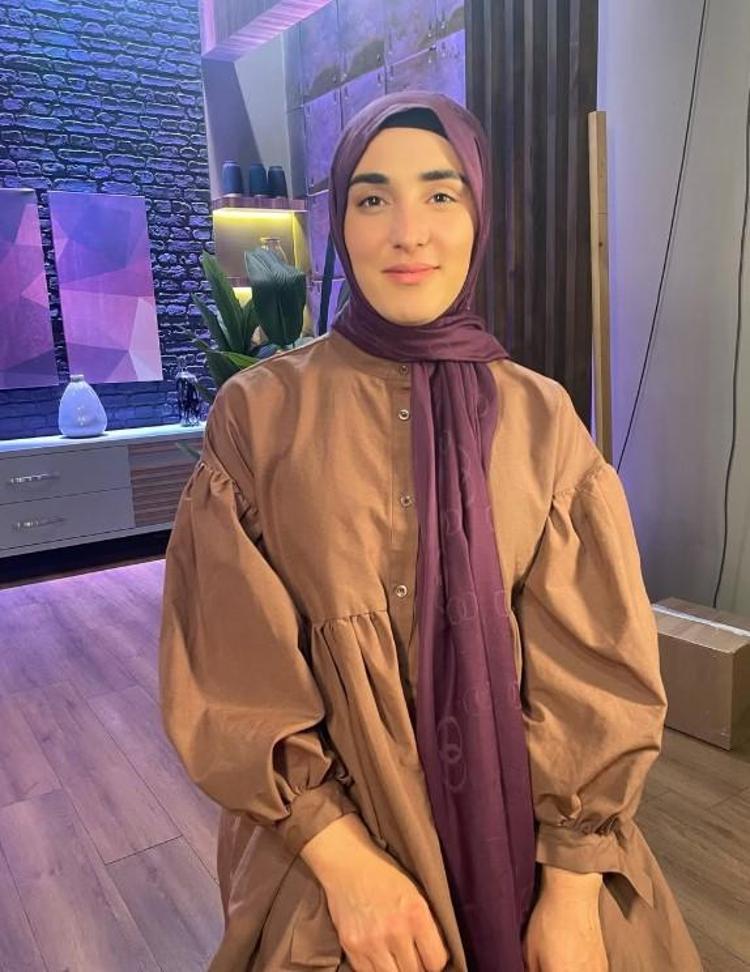 Doğallığıyla MasterChefe damga vurmuştu İşte Ayşe Ekizin son hali