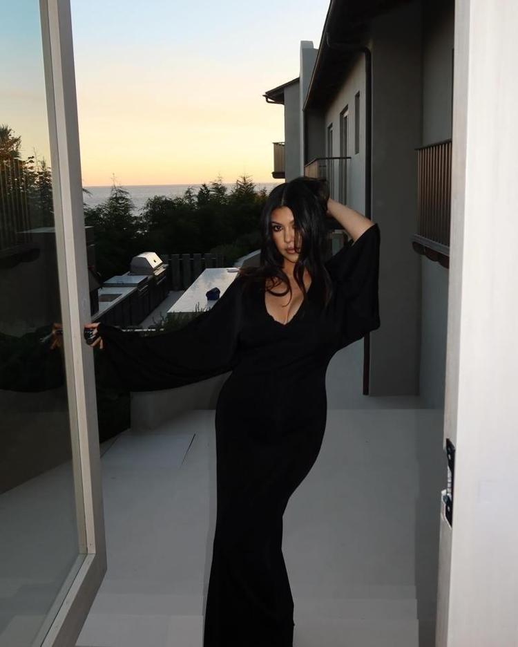 Bomba iddia: Kourtney Kardashianın 15 yaşındaki oğlu baba mı oldu