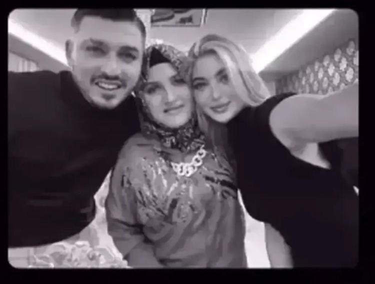 Blok 3ün yeni aşkı İrem Haznedar hayran bıraktı Pozlarına beğeni yağıyor