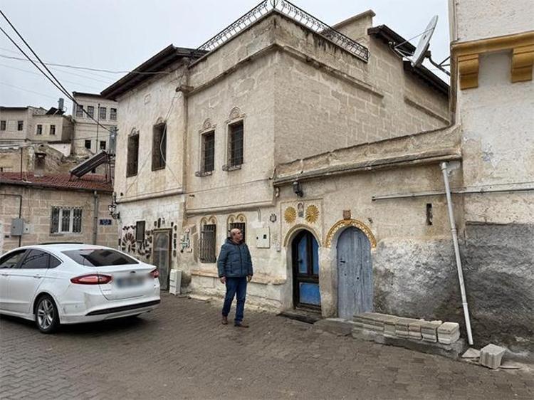 ÇOK İYİ KOMŞUYDU