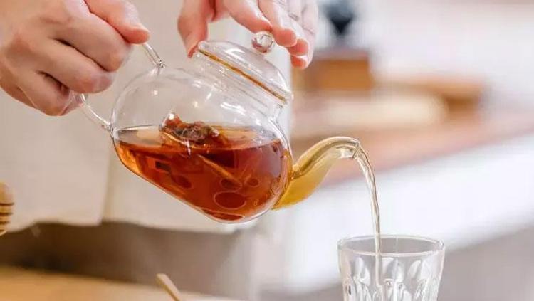 TARÇINLI ÇAY