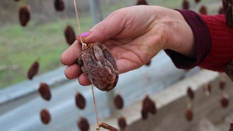Hurmayı bu şekilde pişirin Asırlardır Ramazanda bu yöntem uygulanıyor: Bağırsak florasınını coşturuyor, tam bir enerji deposu