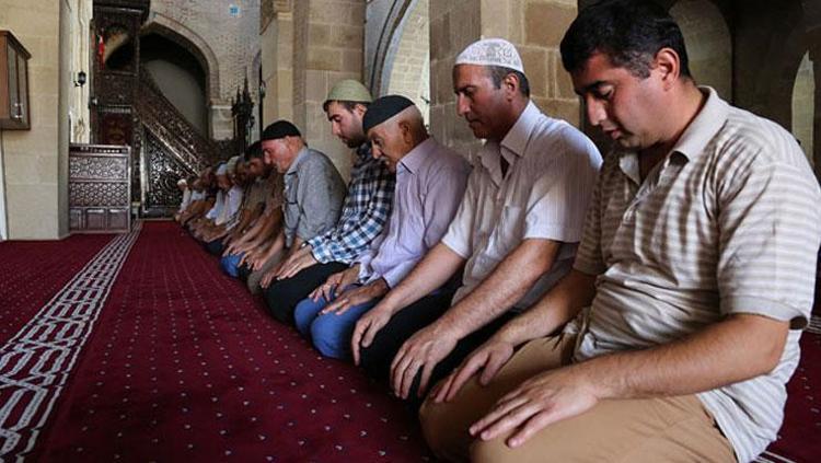İSTANBUL, ANKARA, İZMİR CUMA NAMAZI SAATİ: Cuma ezanı saat kaçta okunuyor 7 Mart Cuma namazı saati
