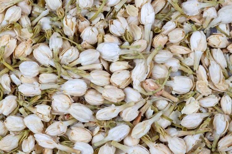 HASSAS CİLTLER İÇİN DE UYGUNDUR