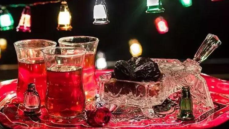 İFTAR SOFRASININ SERİNLETİCİ İÇERİĞİ: RAMAZAN ŞERBETİ