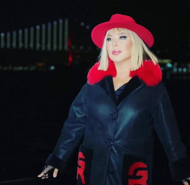 Safiye Soyman Photoshopun dozunu yine kaçırdı Son paylaşımı olay