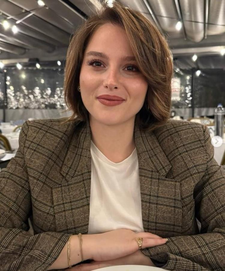 28 kilo verip bambaşka birine dönüştü İşte Elçin Afacan zayıflama sırrı