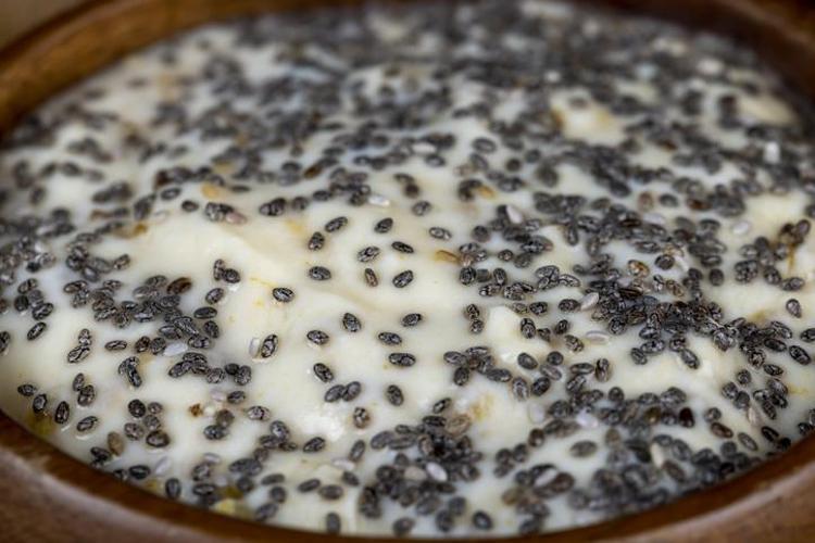 1 bardak ılık suya karıştırıp için Sahurda tüketince 12 saat tokluk sağlıyor, asla susatmıyor Kemikleri betona çevirip kabızlığı da bitiriyor