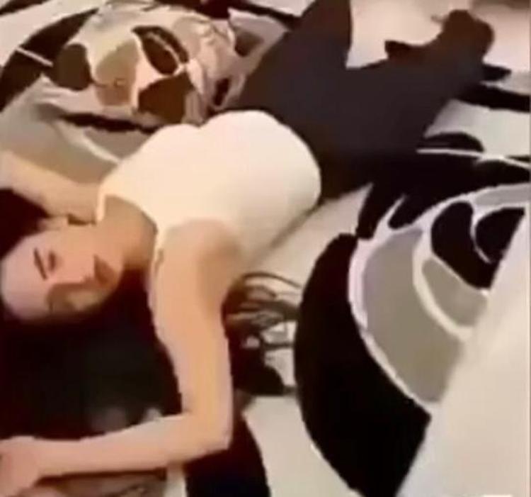 FİZİKSEL BİR ŞİDDET UYGULAMADIM, SEMANIN VÜCUDUNDAKİ MORLUKLARLA BİR ALAKAM YOKTUR