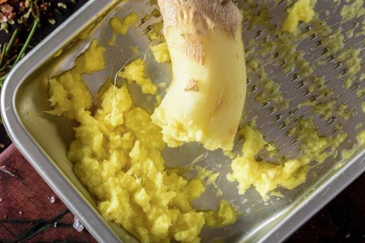 İki kez süzüp bardak bardak için Tıkalı bağırsakları yağ çözücü gibi açan karışım: 70 derdin şifası