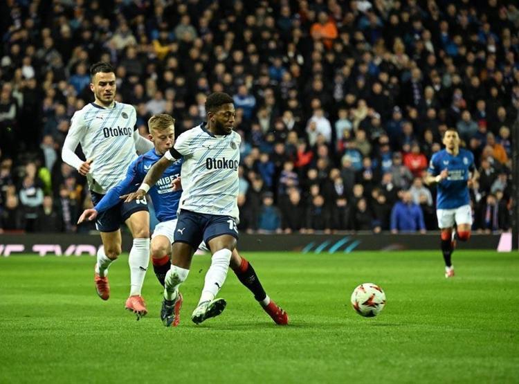 Rangers Fenerbahçe maçından tur atlayanı penaltılar belirledi