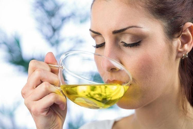 Bel, basen ve simit bölgesini mum gibi eritiyor Metabolizma hızını yüzde 100e çıkartıyor, 20 günde yağları şıpır şıpır eritip 2 beden küçültüyor