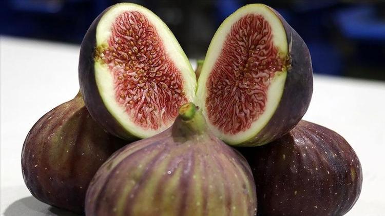 İncirin üstüne ekleyince böbrekleri temizliyor Karaciğer, böbrek ve bağırsakları toksinlerinden arındıran karışım: 2 hafta boyunca için