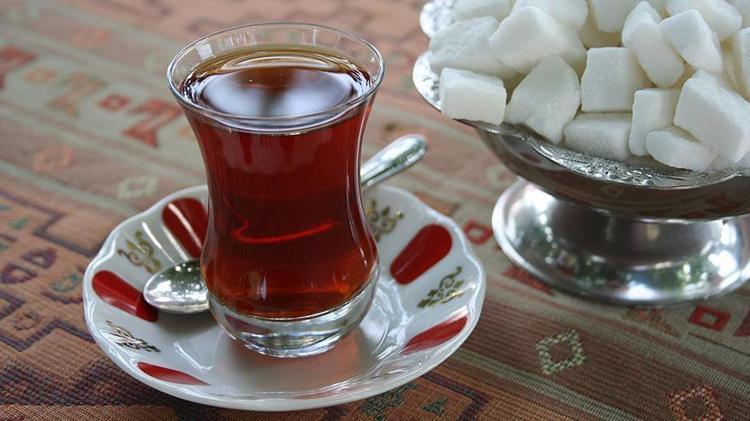 Çay suyuna 1 parça ekleyin Çayın lezzetini 10 kat artırıyor: Saatlerce taze kalmasını sağlıyor