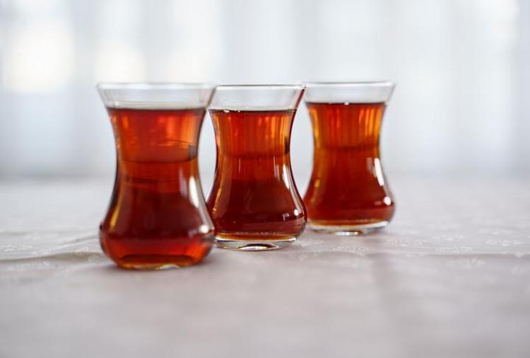 Çay suyuna 1 parça ekleyin Çayın lezzetini 10 kat artırıyor: Saatlerce taze kalmasını sağlıyor