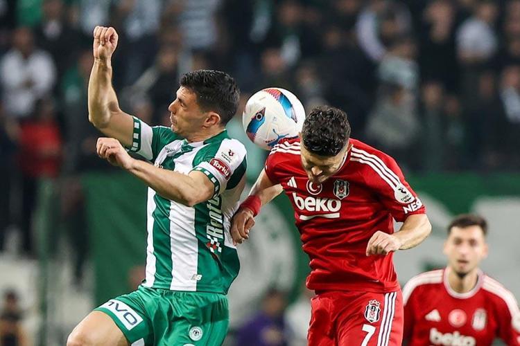 KONYASPOR’A ÇİFTE KIRMIZI