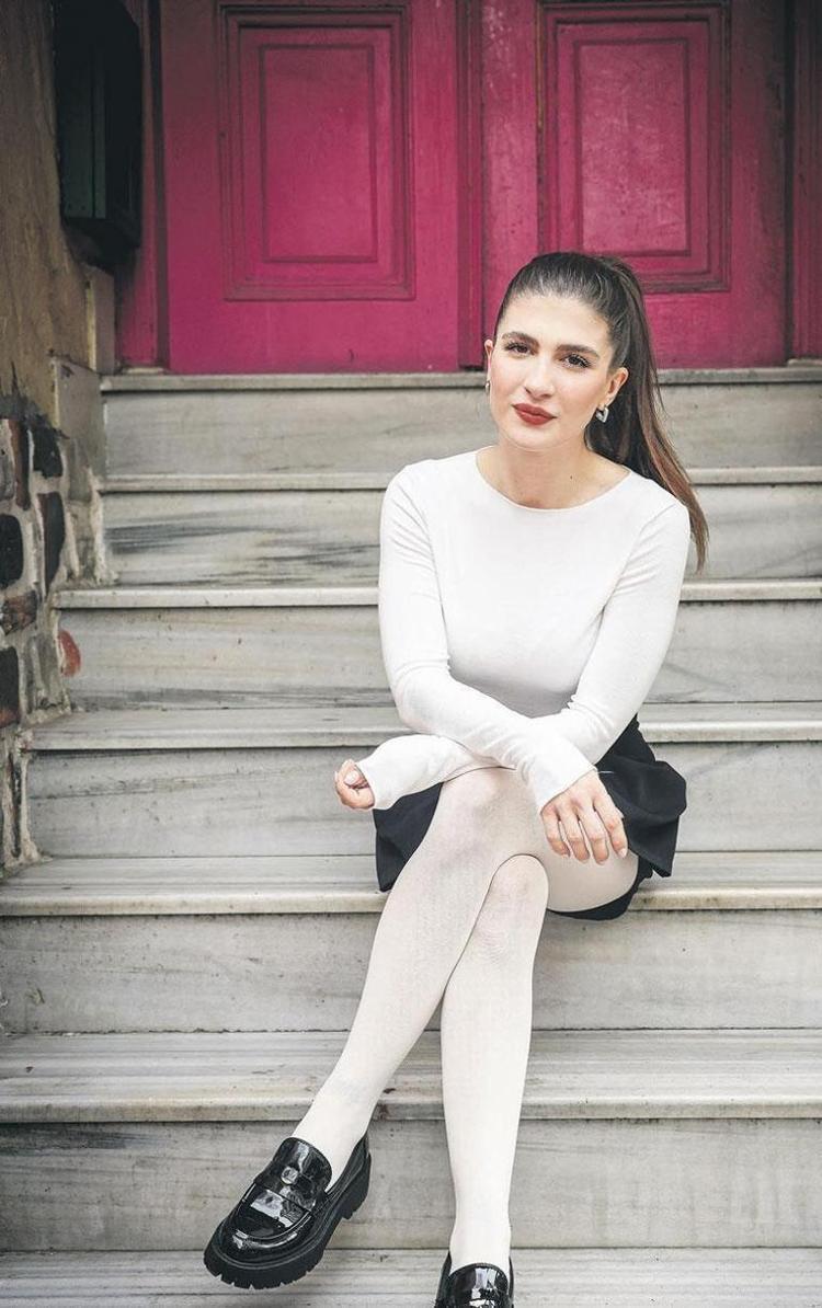 Naz Çağla Irmak: Aşık olan Naz Çağla teslim olmuş demektir