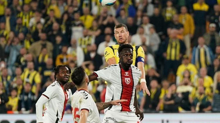 Fenerbahçe - Samsunspor maçının tartışmalı pozisyonlarını eski hakem değerlendirdi Cihan Aydın penaltıyı atladı