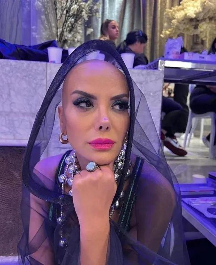 Tanyelinin cenazesinde gerginlik Gülben Ergeni sinirlendiren soru