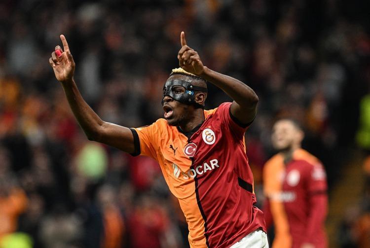 GALATASARAY İLK RESMİ TEKLİFİNİ YAPTI