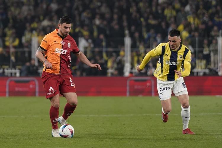 Galatasaray, Kadıköyde Fenerbahçenin kabusu oldu