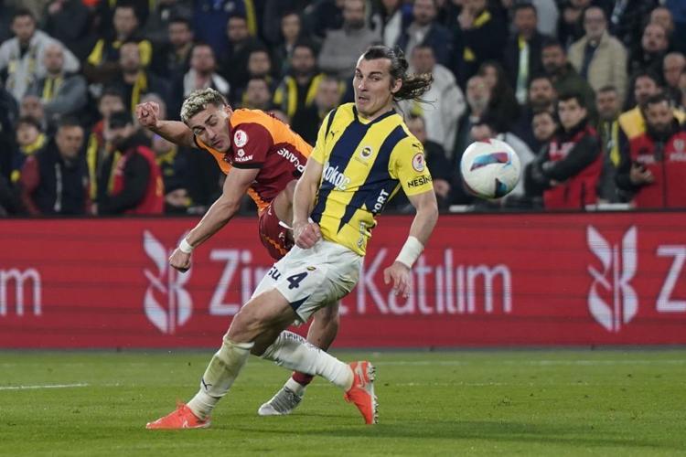 Galatasaray, Kadıköyde Fenerbahçenin kabusu oldu