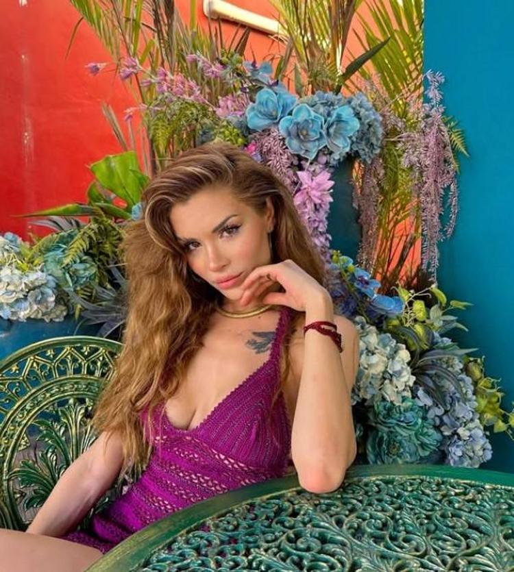 Feride Hilal Akın ve Hafsanur Sancaktutan dolandırıcıların hedefi oldu Harekete geçtiler