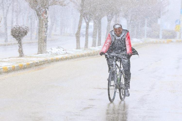 Kar yağışları ve sağanaklar geliyor Meteoroloji ve Prof. Dr. Şen uyardı: Yeni soğuk hava dalgası kapıda