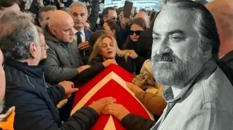 Volkan Konakın mezarı ziyaretçi akınına uğruyor En sevdiği çiçeği kabrinin en güzel yerinde