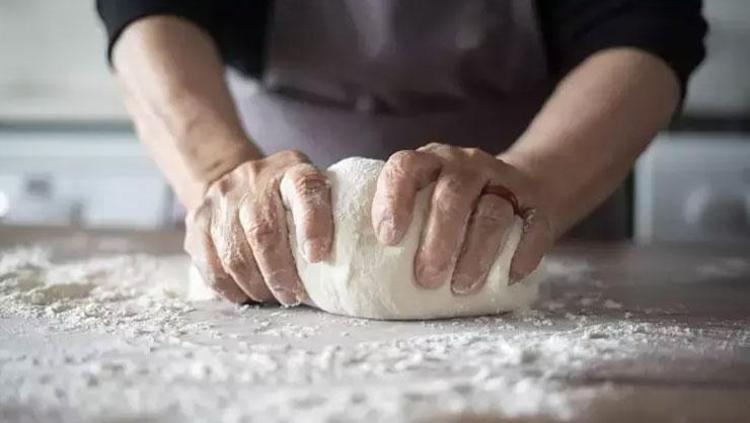 YÜKSEK ŞEKER İÇERİĞİ