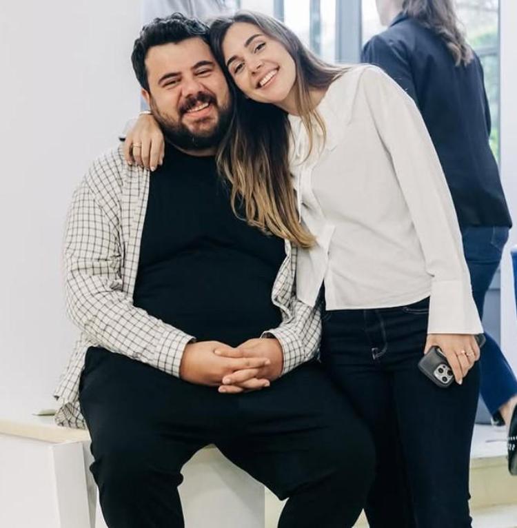 Berfu Yenenler 30 yaşına girdi Eser Yenenlerin hediyesi şoke etti