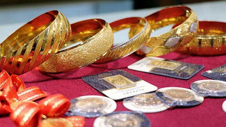 GÖZLER MERKEZ BANKASI’NDA