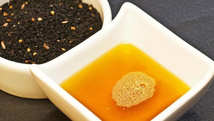 ÇÖREK OTLU YAĞ İLE SAÇ KÖKÜNÜ GÜÇLENDİRME