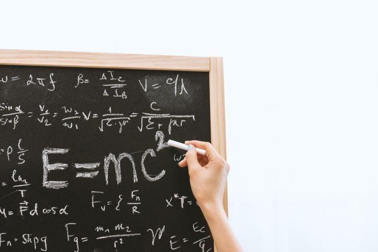 Einstein ile yarışan burçların listesi Dünyanın en zeki insanı olabilirsiniz