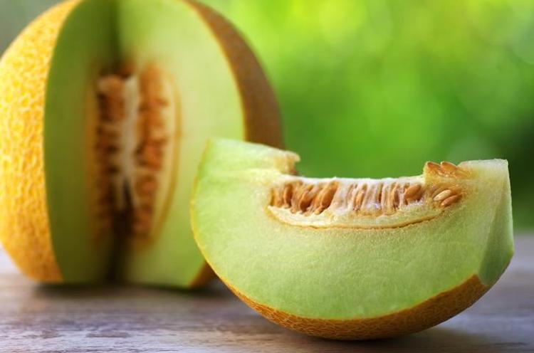 Suyunu bardak bardak içince bağırsakları harıl harıl çalıştırıyor Böbrekleri diyalizin pençesinden kurtarıp vitamin yüklüyor