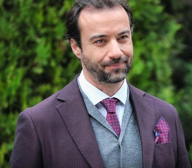 Doktorların Arslanıydı Oyuncu Devrim Nas yıllar sonra ekranlara dönüyor