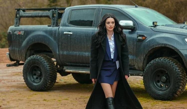Melis Sezeni gören fotoğraf çekilmek için sıraya girdi