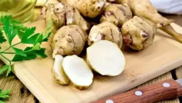Bel, basen ve göbekten zayıflatıyor Salatasını yapıp yiyin: Metabolizma hızını yüzde 200 artırıyor