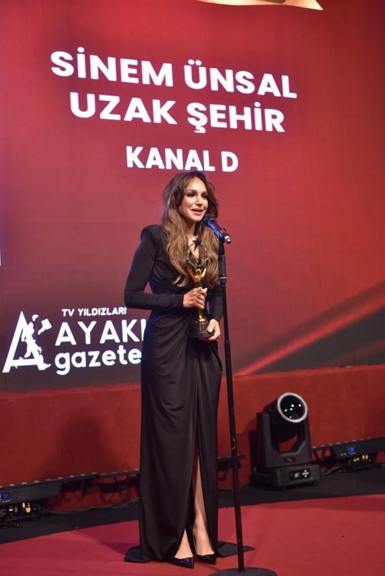 ALYA’NIN ÖDÜLÜNÜ NARE ALDI