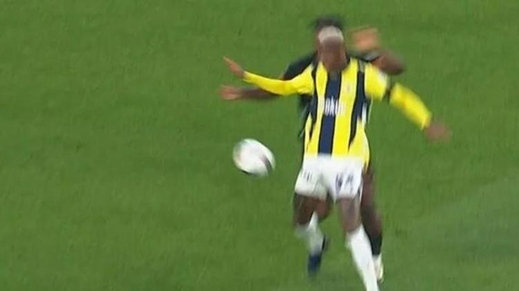 Maç sonrası gol iptali tepkisi Buna müdahale etmemesi skandal
