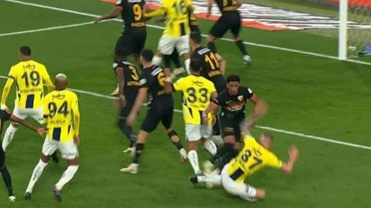 Maç sonrası gol iptali tepkisi Buna müdahale etmemesi skandal