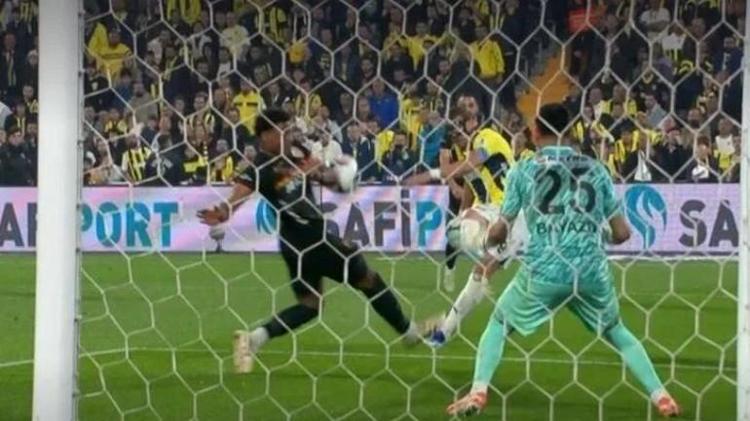 Maç sonrası gol iptali tepkisi Buna müdahale etmemesi skandal