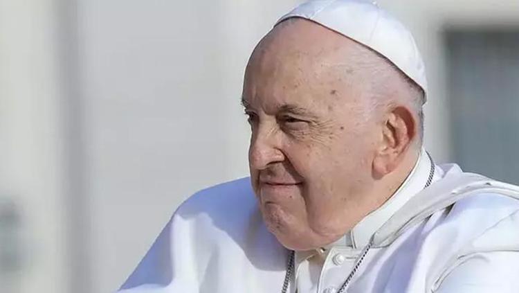 PAPA FRANCİSCUS ÖLDÜ MÜ, NEDEN ÖLDÜ