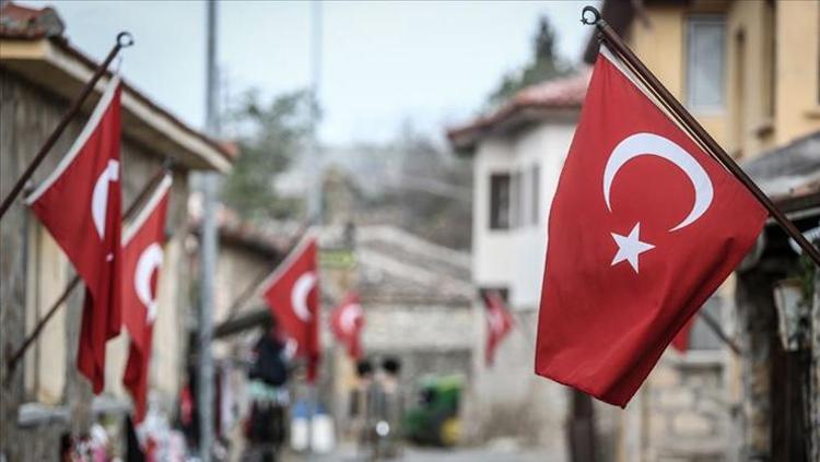 23 NİSAN ŞİİRLERİ: 23 Nisan Çocuk Bayramı için en güzel çocuk Bayramı şiirleri 1, 2, 3, 4 ve 5 kıtalık ilkokul ve ortaokul sınıflarına şiirler
