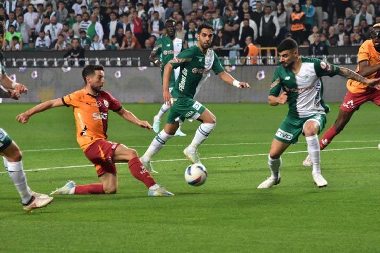 KONYA MAÇI 10 KİŞİ BİTİRDİ
