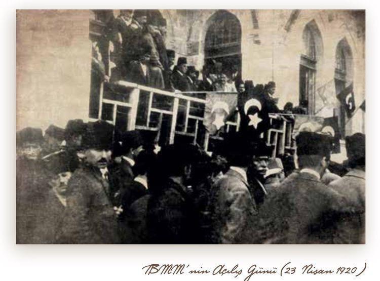 TBMM arşivinden tarihi an... İlk 23 Nisan kutlamaları böyle yapılmış