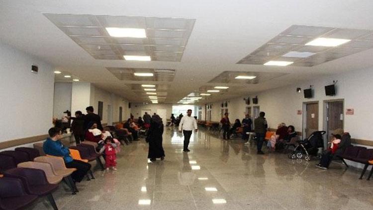 23 NİSAN (BUGÜN) HASTANELER AÇIK MI