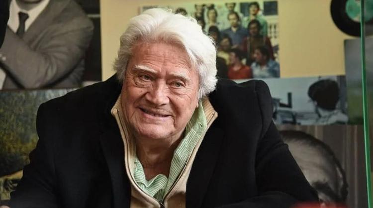 CÜNEYT ARKIN