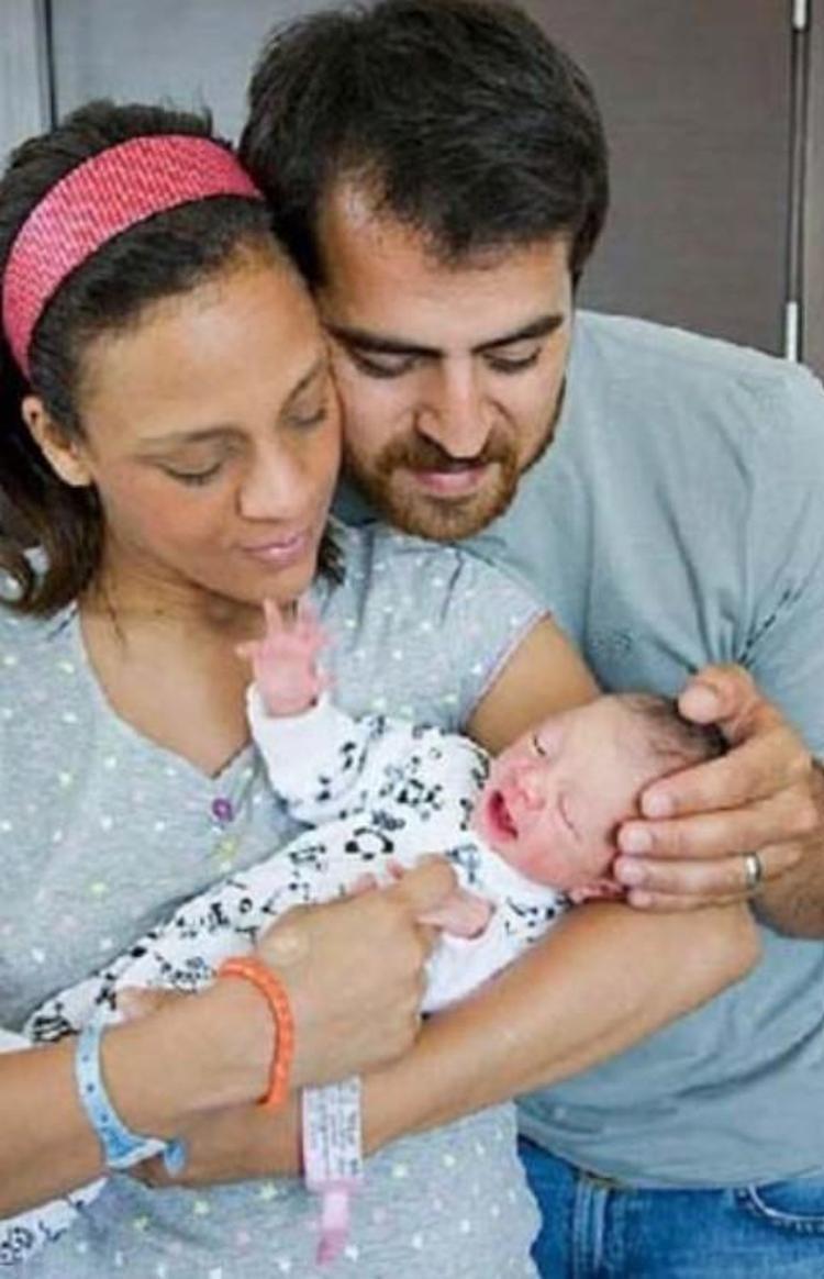 Annesi öldüğünde 2 yaşındaydı Defne Joy Fosterın oğlu ilk kez konuştu